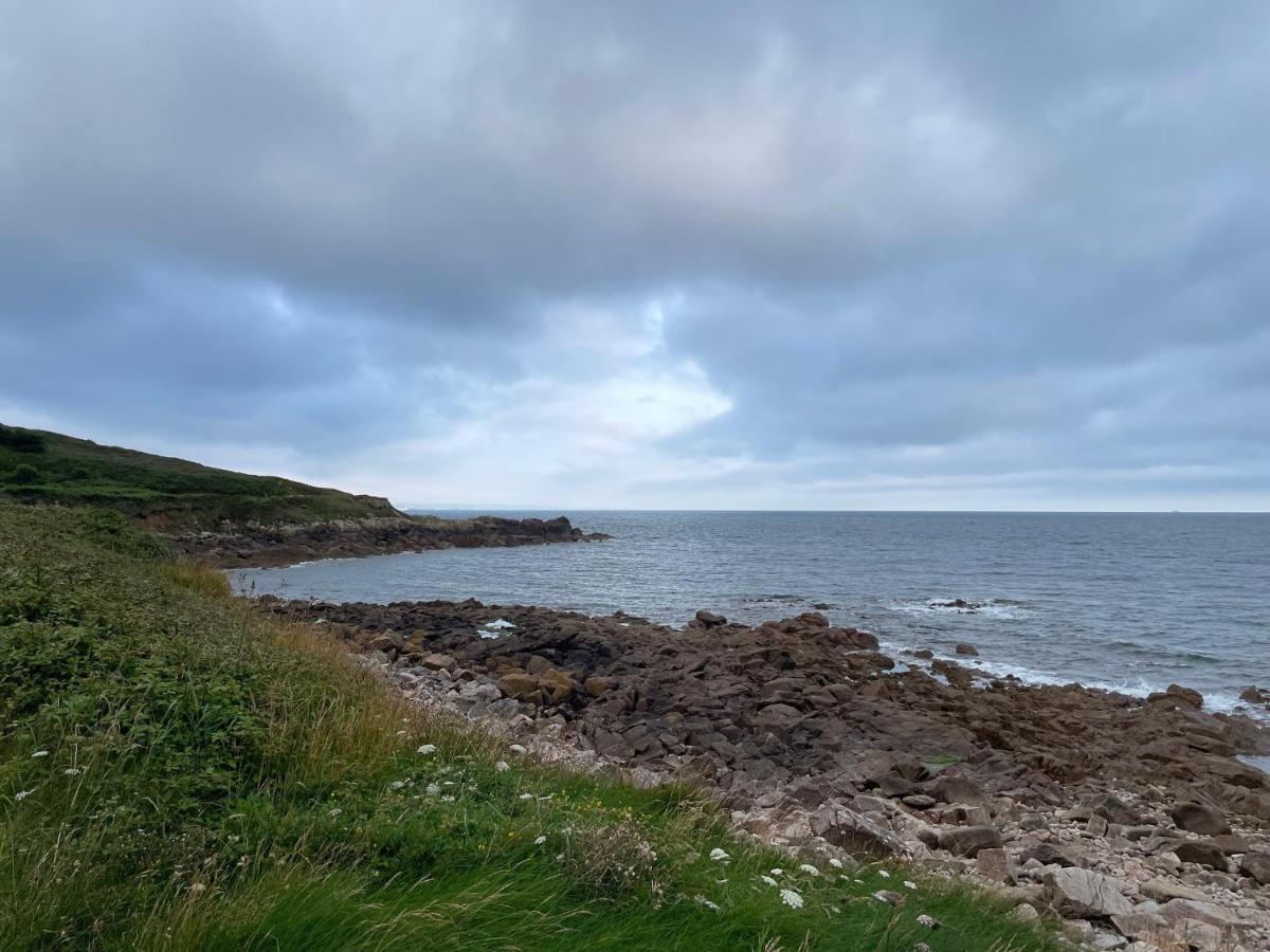 Au Petit Brick - Cosy Beachfront House Maupertus-sur-Mer Bagian luar foto